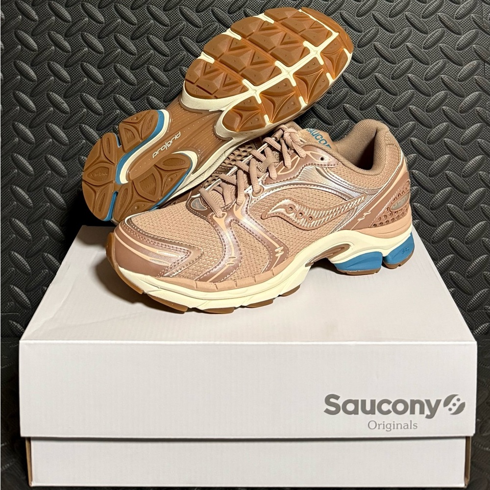 Mens Saucony Athletic Sneakers Tan Blue‎ Size 9